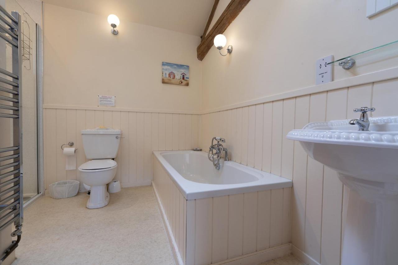 Hulmes Vale House - Sleeps 14 - Peak District Villa Buxton  Eksteriør billede